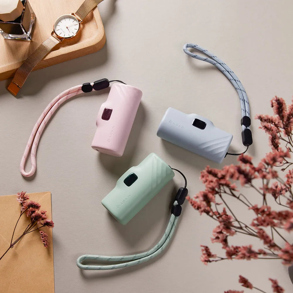 ADAM elements GRAVITY F5C USB-C Pocket Power Bank 5000mAh