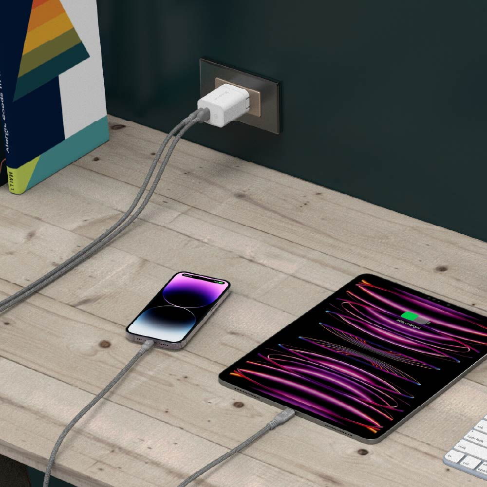 ADAM elements OMNIA X45A GaN 45W Dual Port Compact Wall Charger