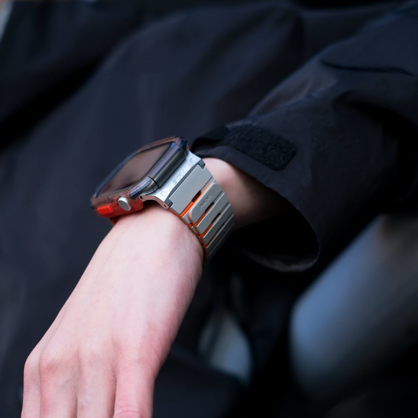 SKINARMA MAGNETIC APPLE WATCH STRAP 49/46/45/44 MM GEMINI