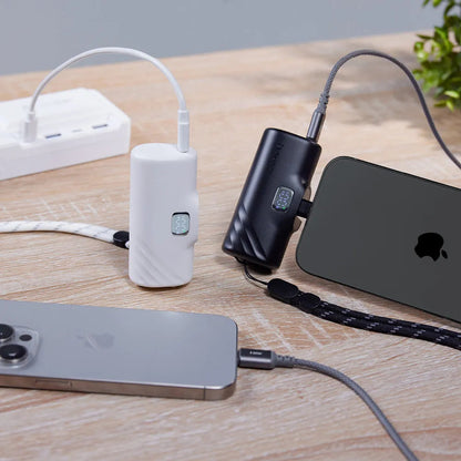 ADAM elements GRAVITY F5C USB-C Pocket Power Bank 5000mAh