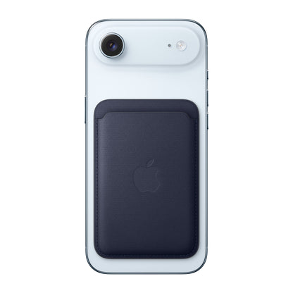 iphone-finewoven-wallet-with-magsafe--black_MGHA4_AV3