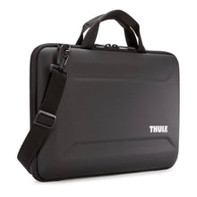 Thule Gauntlet 4.0 MacBook Pro Attache- Black