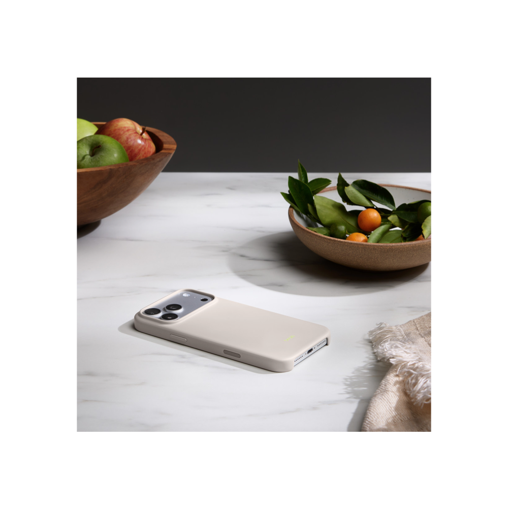 Beats iPhone 17 Series Case with MagSafe and Camera Control