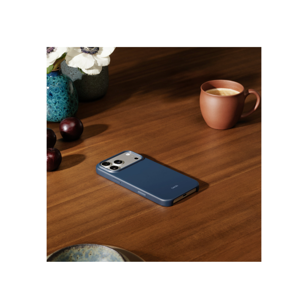 Beats iPhone 17 Series Case with MagSafe and Camera Control