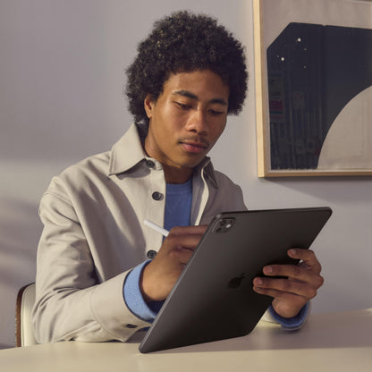 11-inch iPad Pro M4 with standard glass